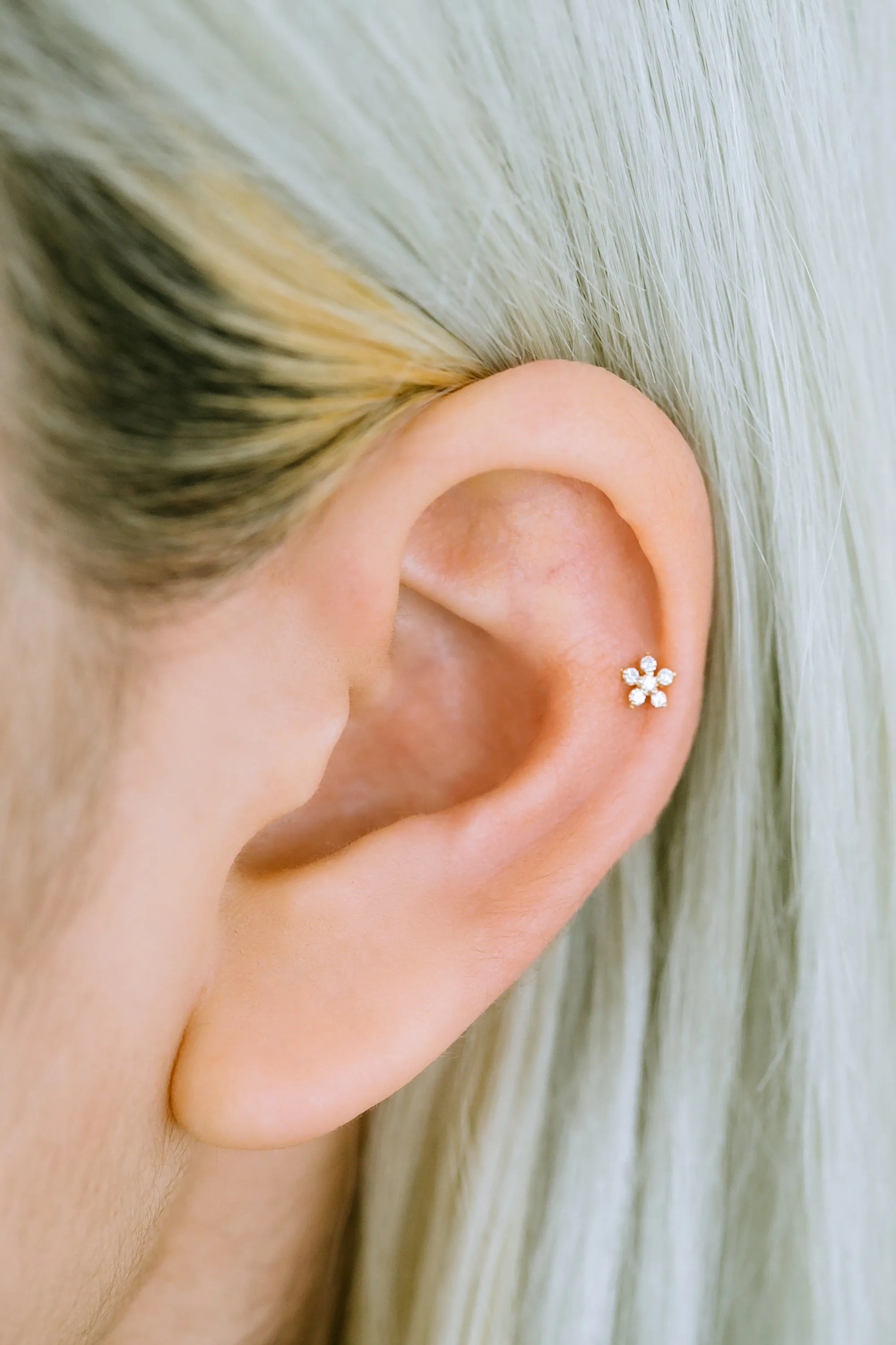 14K GOLD JEWELRY MINIMALIST CZ FLOWER BARBELL EAR STUD EARRING PIERCING