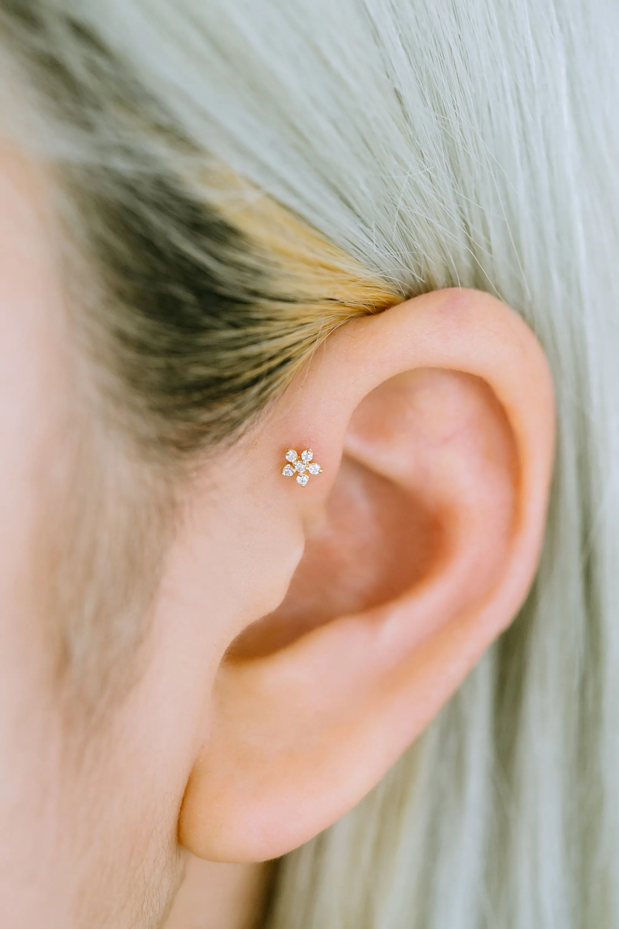 14K GOLD JEWELRY MINIMALIST CZ FLOWER BARBELL EAR STUD EARRING PIERCING