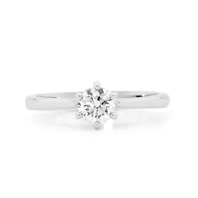 18ct White Gold Round Cut Diamond Ring