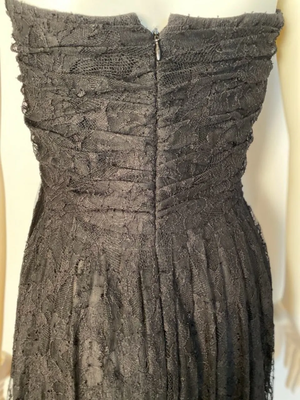 Chanel 05A, 2005 Fall Black Lace Dress/Skirt FR 38