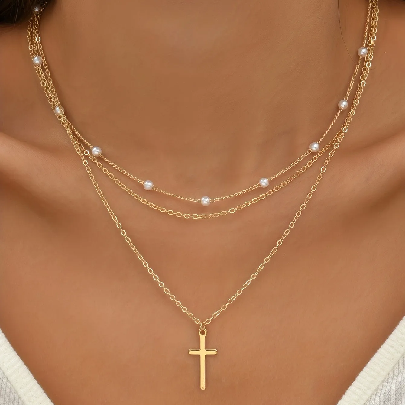 Elegant Layered Necklace with Retro Imitation Pearl Cross Pendant - Perfect Gift for Women