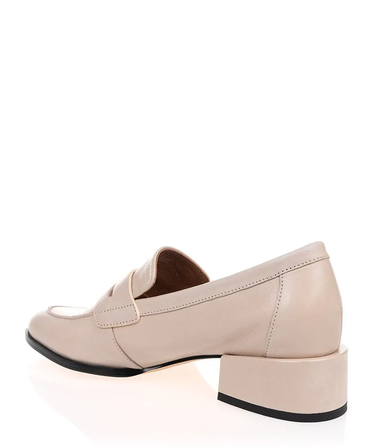 EOS Cass Ivory Leather Brogue Shoe