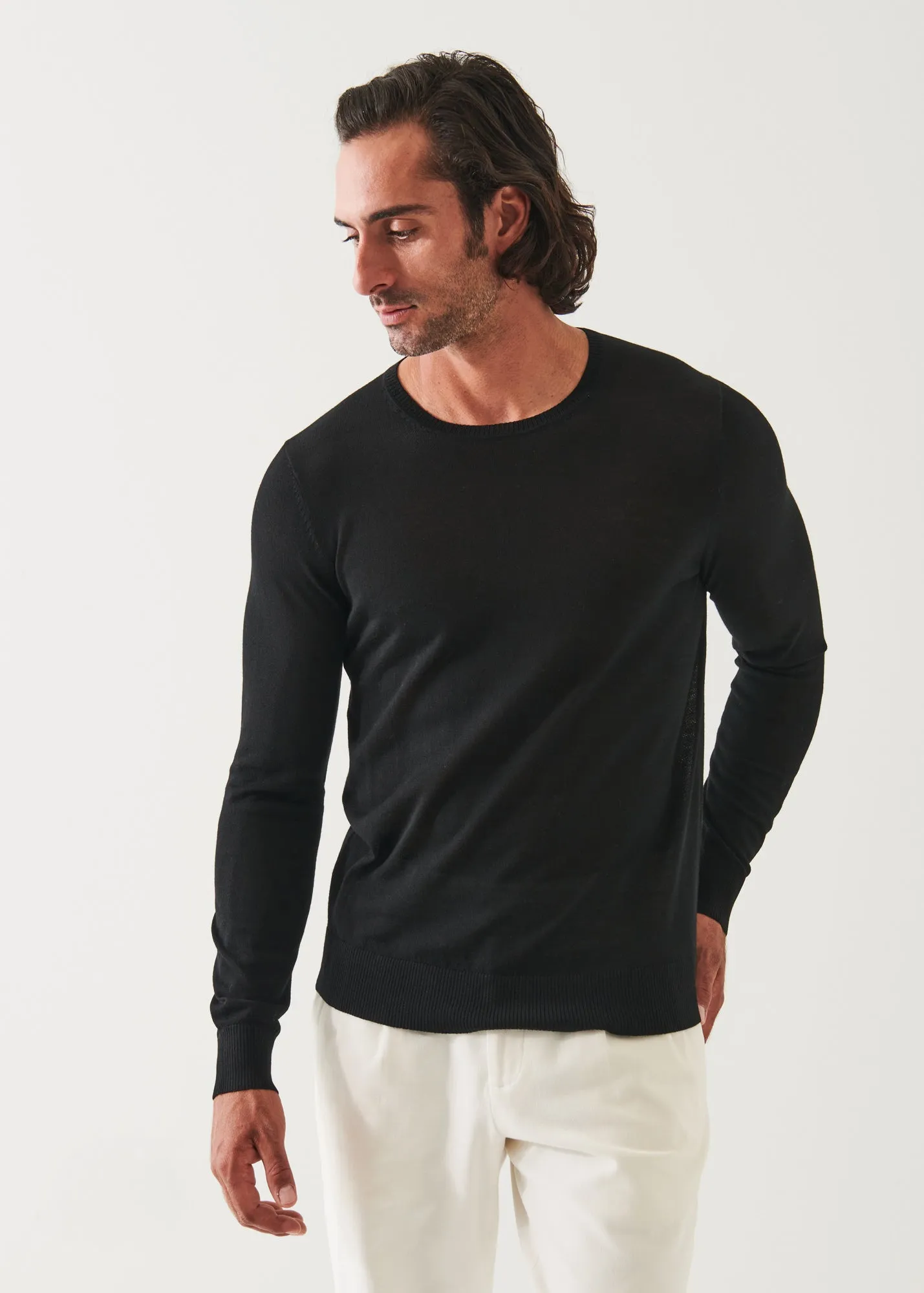 FINE GAUGE MERINO WOOL CREWNECK