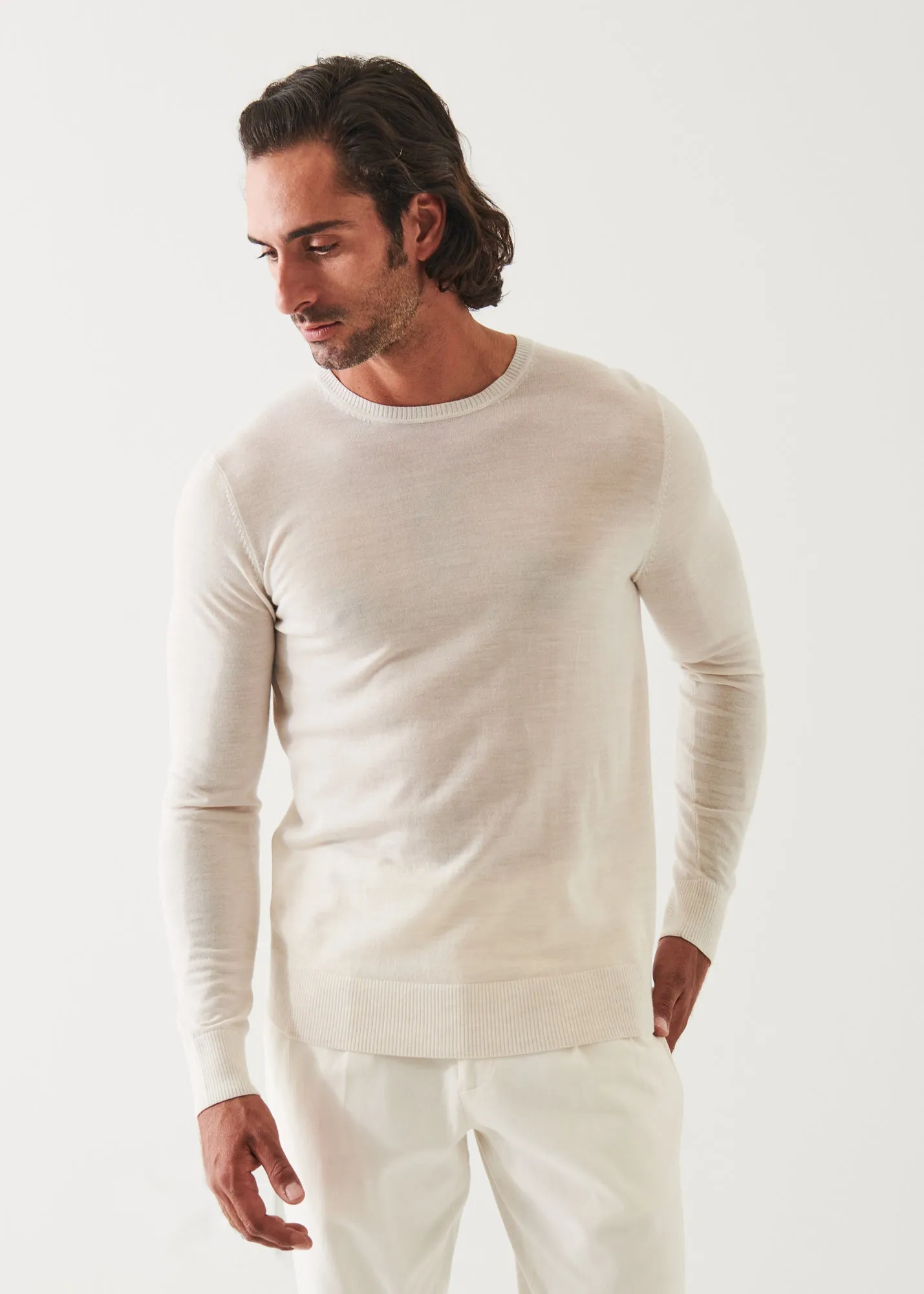 FINE GAUGE MERINO WOOL CREWNECK