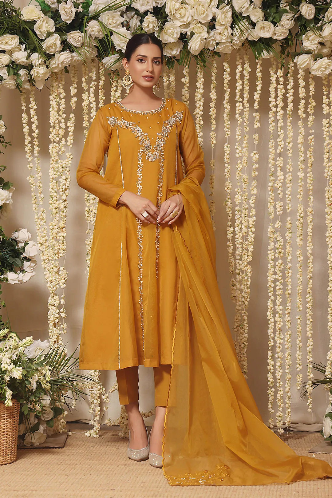 Handwork Embroidered 3pc Suit | NIKHAAR | S202260