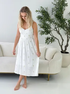 Mary Beth Embroidered Dress in Off White