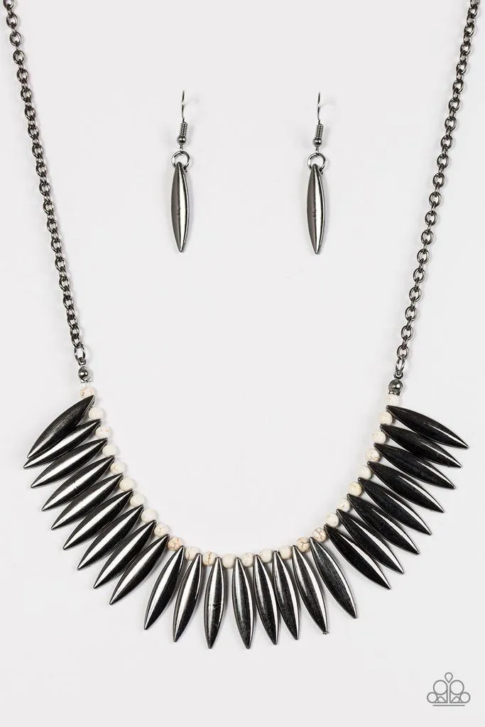 Tameless Tigress Black-Necklace