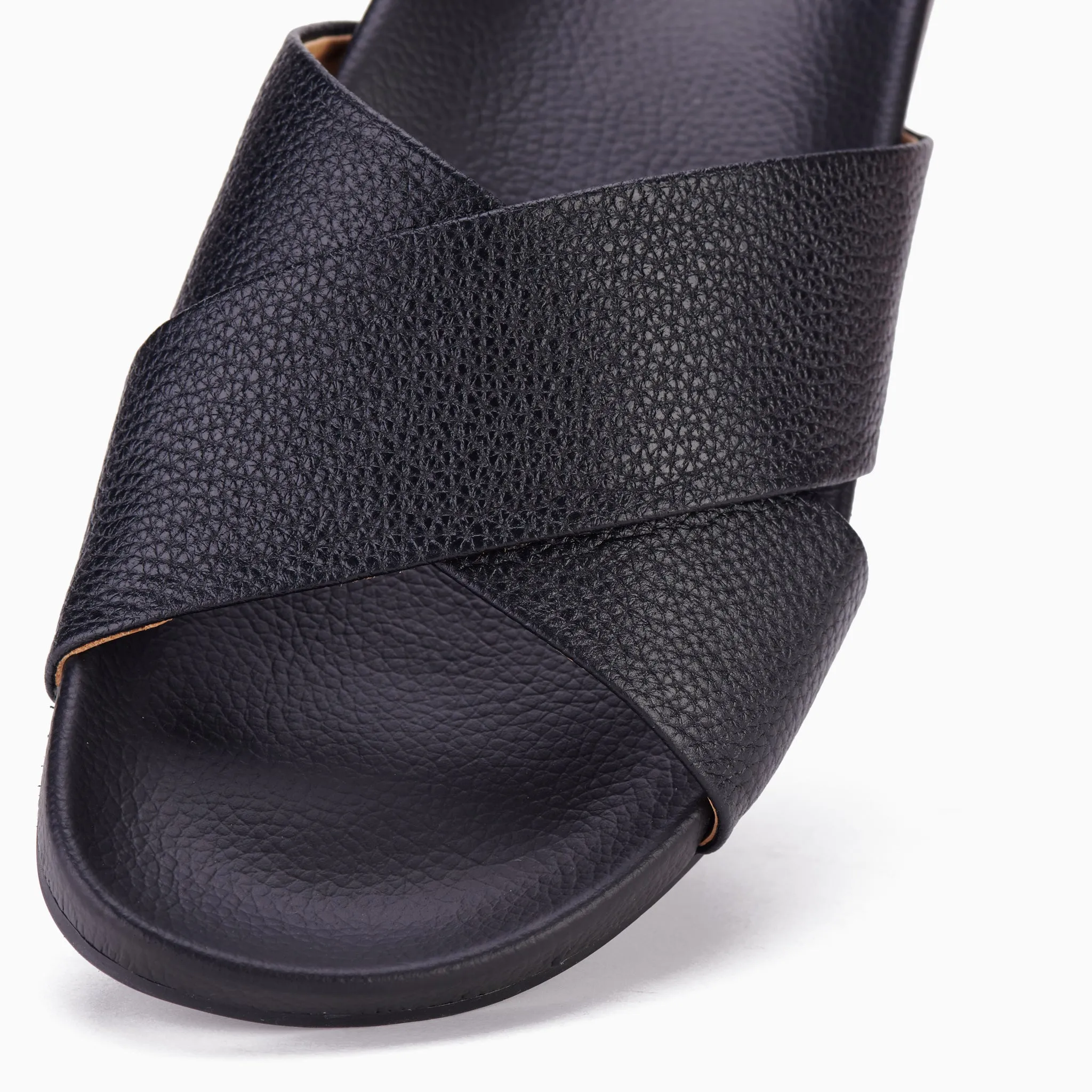 Tide Cross Slide Black